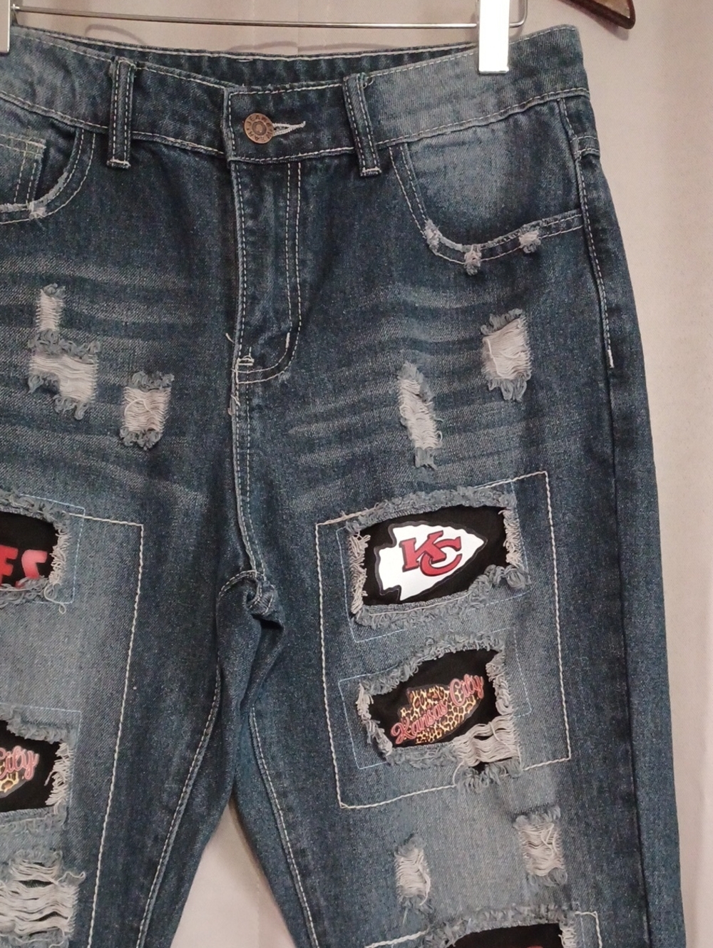 Kansas City Chiefs Custom Distressed Patchwork Jeans NFL Football Fan Game Day - Picture 5 of 15